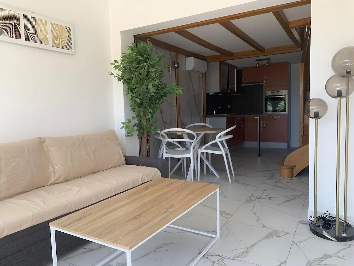 Mini Villa Jardin Jacuzzi, Vue Mer, 300M Des Plages La Ciotat