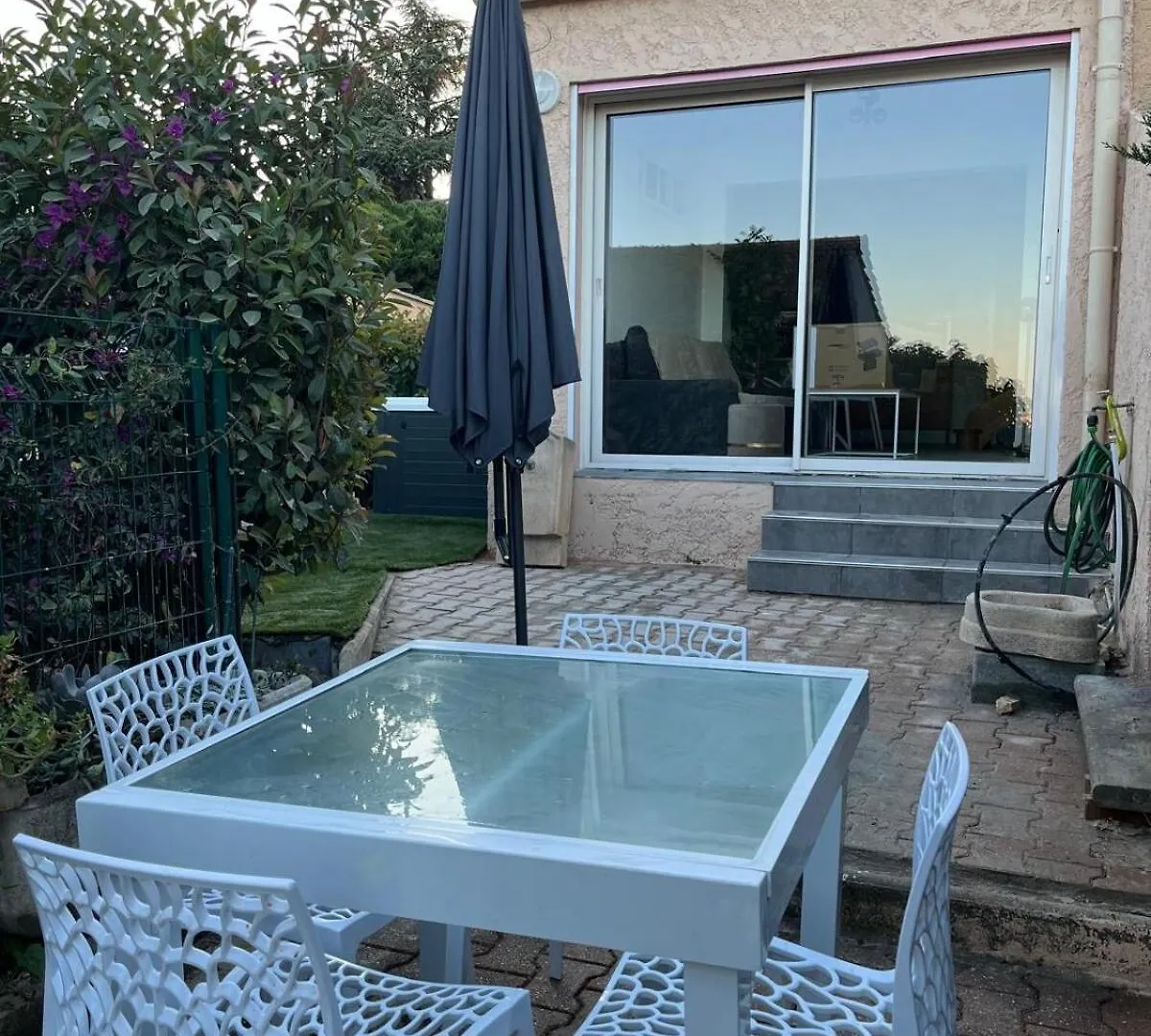 Apartment Mini Villa Jardin Jacuzzi, Vue Mer, 300M Des Plages La Ciotat